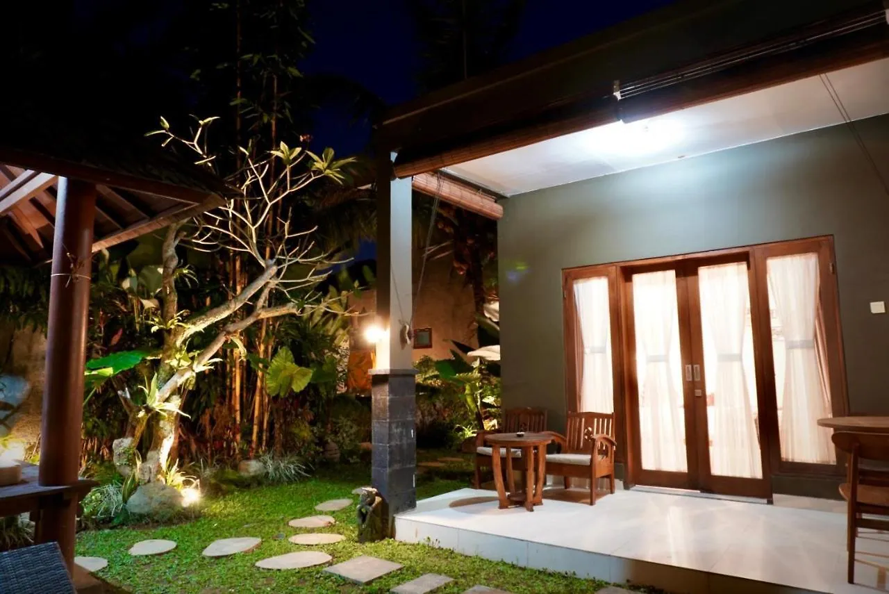 *** Nocleg ze śniadaniem Homayoon Villa At Bisma - Great Location In Heart Of Ubud Indonezja