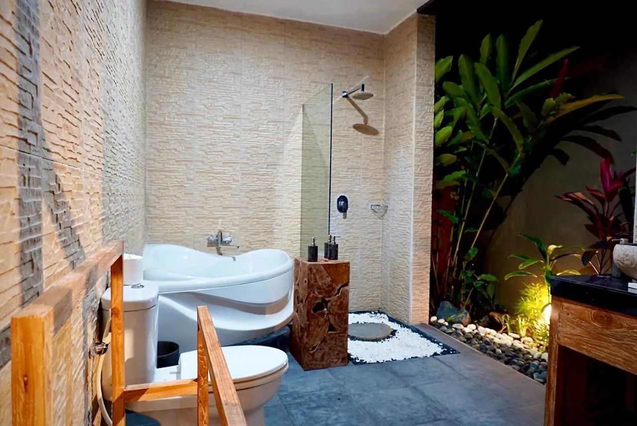 Homayoon Villa At Bisma - Great Location In Heart Of Ubud 3*,