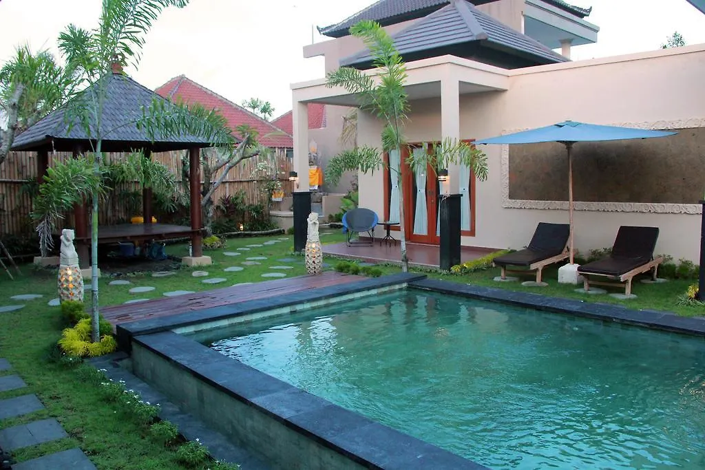 Homayoon Villa At Bisma - Great Location In Heart Of Ubud Bed & Breakfast